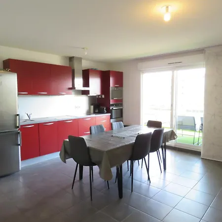 Appartamento Spacieux T3 Climatisé Avec Terrasse à - Fr-1-472-213 *